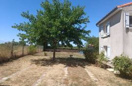 Beautiful Renovated Village House with a Garden and Lovely Views - €180850