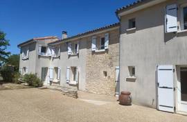 Beautiful Renovated Village House with a Garden and Lovely Views - €180850