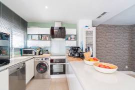 listing listing