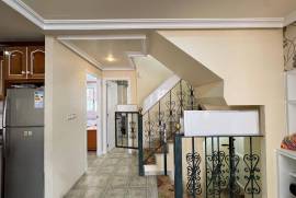 listing listing