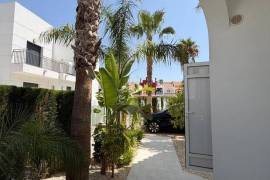listing listing