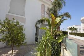 listing listing