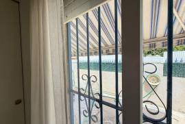 listing listing
