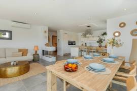 listing listing
