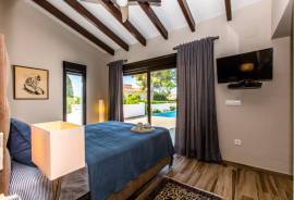 listing listing