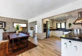 listing listing
