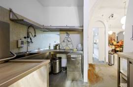 Commercial Space Opportunity to create Great Restaurant in Lisbon Commercial Space Opportunity to create Great Restaurant in Lisbon