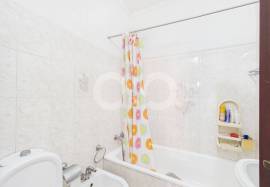 Charming Traditional 4-Bedroom Villa in Espiche – Lagos