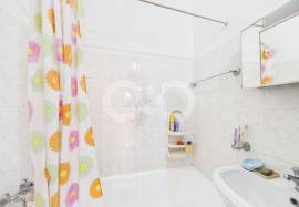 Charming Traditional 4-Bedroom Villa in Espiche – Lagos