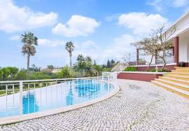 3 Bedroom Country House with Sea View – Near Lagos