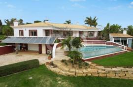 3 Bedroom Country House with Sea View – Near Lagos