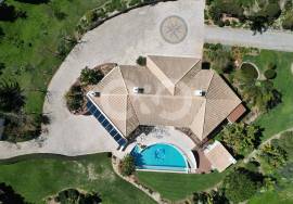 3 Bedroom Country House with Sea View – Near Lagos