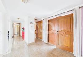 3 Bedroom Country House with Sea View – Near Lagos