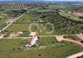 2.8 Hectares of Land with building permission and project 5minutes from the centre of Luz