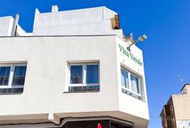 listing listing