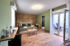 listing listing
