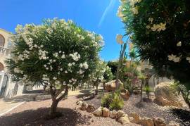 listing listing