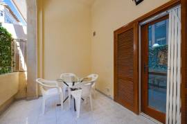 listing listing
