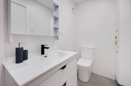 listing listing