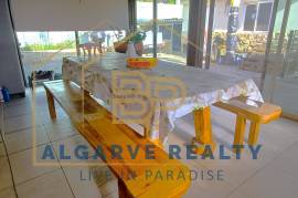 3 bedroom villa with backyard 10 min from the beaches 3 bedroom villa with backyard 10 min from the beaches
