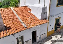House located in São Romão/Ciladas, Vila Viçosa with a gross private area of 73m2
