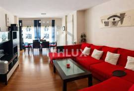 Bright 3-bedroom apartment with garage and parking included in Cueva de Menga Bright 3-bedroom apartment with garage and parking included in Cueva de Menga