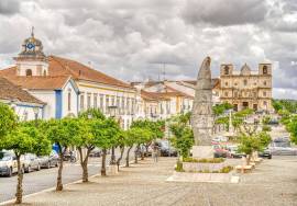 Renovated 2 bedroom apartment with open views in the center of Vila Viçosa Renovated 2 bedroom apartment with open views in the center of Vila Viçosa
