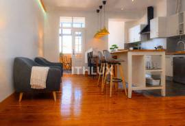 Renovated 2 bedroom apartment | Next to the Pestana Palace Hotel.