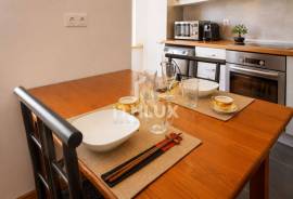 Renovated 2 bedroom apartment | Next to the Pestana Palace Hotel.
