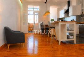 Renovated 2 bedroom apartment | Next to the Pestana Palace Hotel.