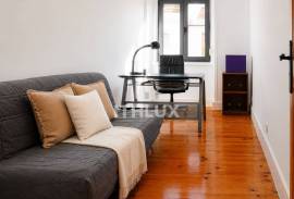 Renovated 2 bedroom apartment | Next to the Pestana Palace Hotel.