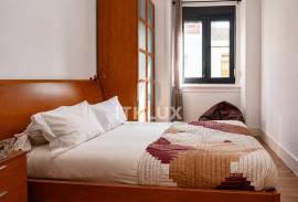 Renovated 2 bedroom apartment | Next to the Pestana Palace Hotel.