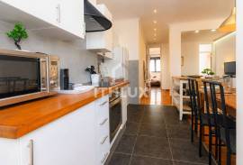 Renovated 2 bedroom apartment | Next to the Pestana Palace Hotel.