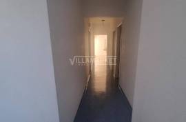 Urban banking building consisting of 2 floors located in a consolidated residential area in Brejos de Azeitão Urban banking building consisting of 2 floors located in a consolidated residential area in Brejos de Azeitão