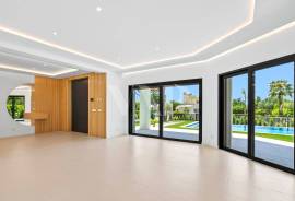 Contemporary 4 Bedroom Villa with Infinity Pool, Vilamoura Contemporary 4 Bedroom Villa with Infinity Pool, Vilamoura
