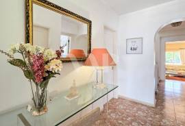 3 Bedroom Villa with Pool 50 Meters from the Golf Course, Vilamoura 3 Bedroom Villa with Pool 50 Meters from the Golf Course, Vilamoura
