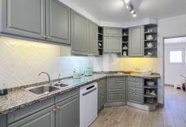 3 Bedroom Villa with Pool 50 Meters from the Golf Course, Vilamoura 3 Bedroom Villa with Pool 50 Meters from the Golf Course, Vilamoura