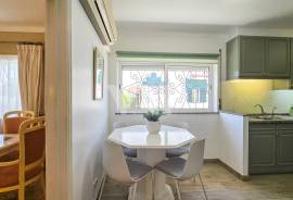 3 Bedroom Villa with Pool 50 Meters from the Golf Course, Vilamoura 3 Bedroom Villa with Pool 50 Meters from the Golf Course, Vilamoura
