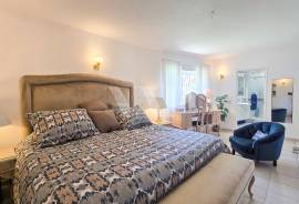 3 Bedroom Villa with Pool 50 Meters from the Golf Course, Vilamoura 3 Bedroom Villa with Pool 50 Meters from the Golf Course, Vilamoura