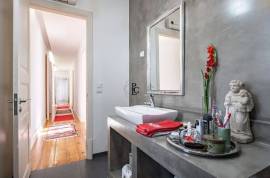 5 Bedroom Art Déco Apartment for Sale in Anjos, Lisbon | 197m² Luxury Heritage Property 5 Bedroom Art Déco Apartment for Sale in Anjos, Lisbon | 197m² Luxury Heritage Property