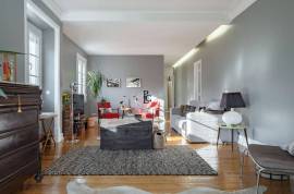 5 Bedroom Art Déco Apartment for Sale in Anjos, Lisbon | 197m² Luxury Heritage Property 5 Bedroom Art Déco Apartment for Sale in Anjos, Lisbon | 197m² Luxury Heritage Property