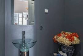 5 Bedroom Art Déco Apartment for Sale in Anjos, Lisbon | 197m² Luxury Heritage Property 5 Bedroom Art Déco Apartment for Sale in Anjos, Lisbon | 197m² Luxury Heritage Property