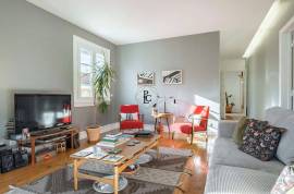 5 Bedroom Art Déco Apartment for Sale in Anjos, Lisbon | 197m² Luxury Heritage Property 5 Bedroom Art Déco Apartment for Sale in Anjos, Lisbon | 197m² Luxury Heritage Property