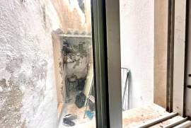 Excellent 2 Bed Apartment For Renovation For Sale In Setubal Portugal Excellent 2 Bed Apartment For Renovation For Sale In Setubal Portugal