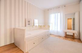 3 Bedroom Duplex Apartment with Balcony, Garage and Storage in Madalenas – Santo António, Funchal 3 Bedroom Duplex Apartment with Balcony, Garage and Storage in Madalenas – Santo António, Funchal