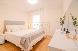 3 Bedroom Duplex Apartment with Balcony, Garage and Storage in Madalenas – Santo António, Funchal 3 Bedroom Duplex Apartment with Balcony, Garage and Storage in Madalenas – Santo António, Funchal