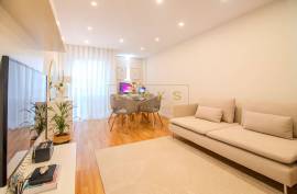 3 Bedroom Duplex Apartment with Balcony, Garage and Storage in Madalenas – Santo António, Funchal 3 Bedroom Duplex Apartment with Balcony, Garage and Storage in Madalenas – Santo António, Funchal