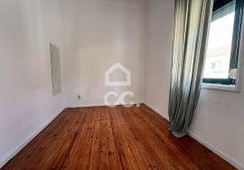 2 bedroom villa for rent with outdoor space next to the Salgueiros Metro 2 bedroom villa for rent with outdoor space next to the Salgueiros Metro