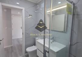 Renovated T2 with lake view in Renovated T2 with lake view in