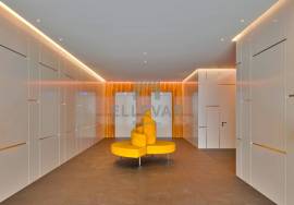 OFFICE IN CENTRAL AREA IN THE CENTER OF FUNCHAL OFFICE IN CENTRAL AREA IN THE CENTER OF FUNCHAL
